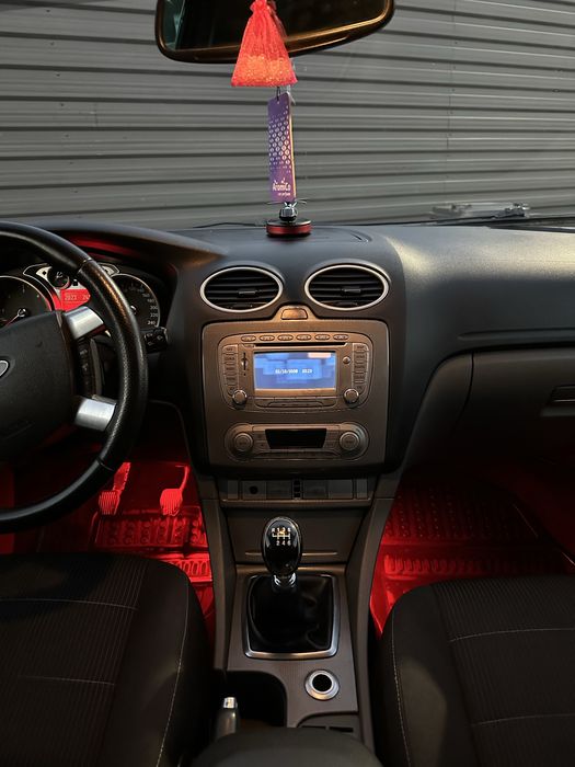 Продам Ford focus
