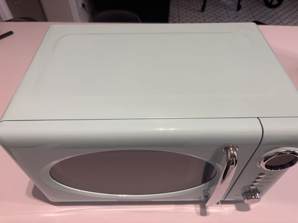 Retro Kuchenka Mikrofalowa