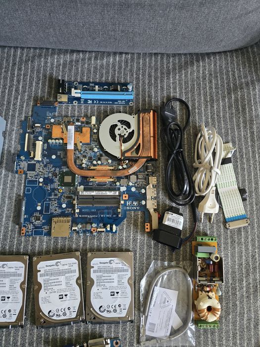 Componentes eletrônicos