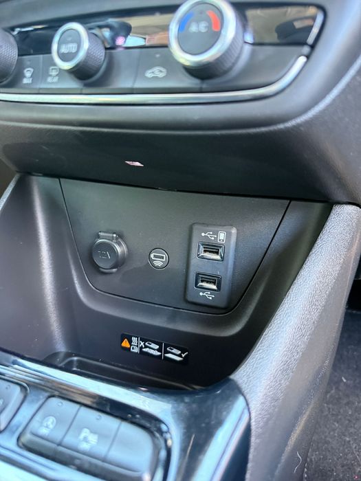 Carro em muito bom estado
