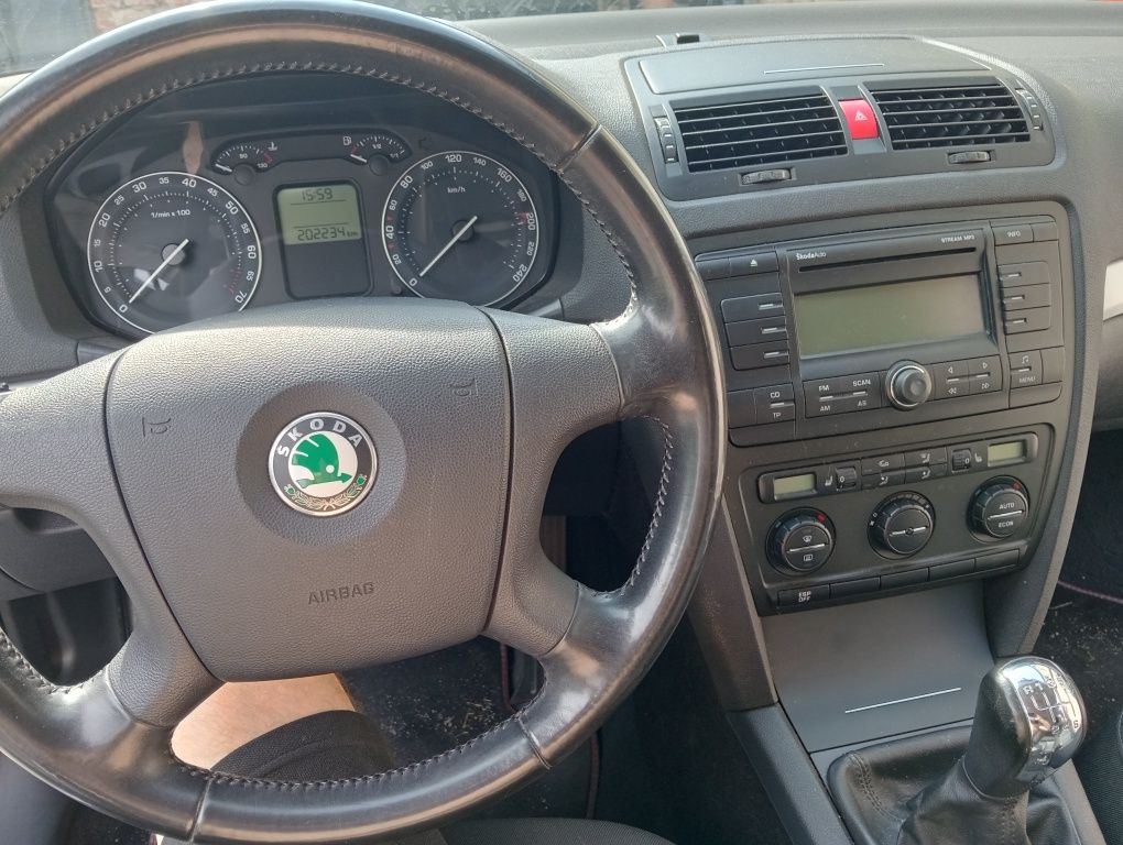 Skoda Octavia 1,8tsi turbo 160KM silnik poprawiony