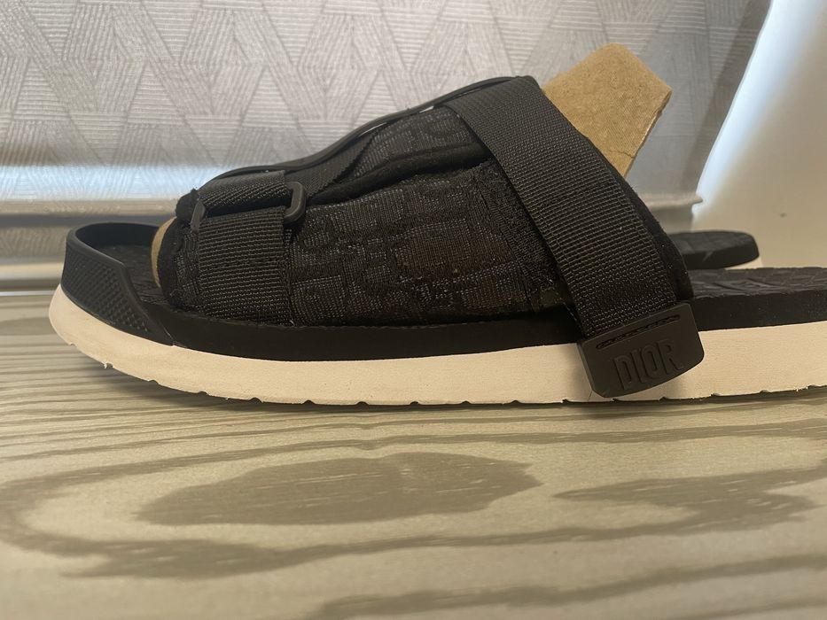 Тапки Dior Slides