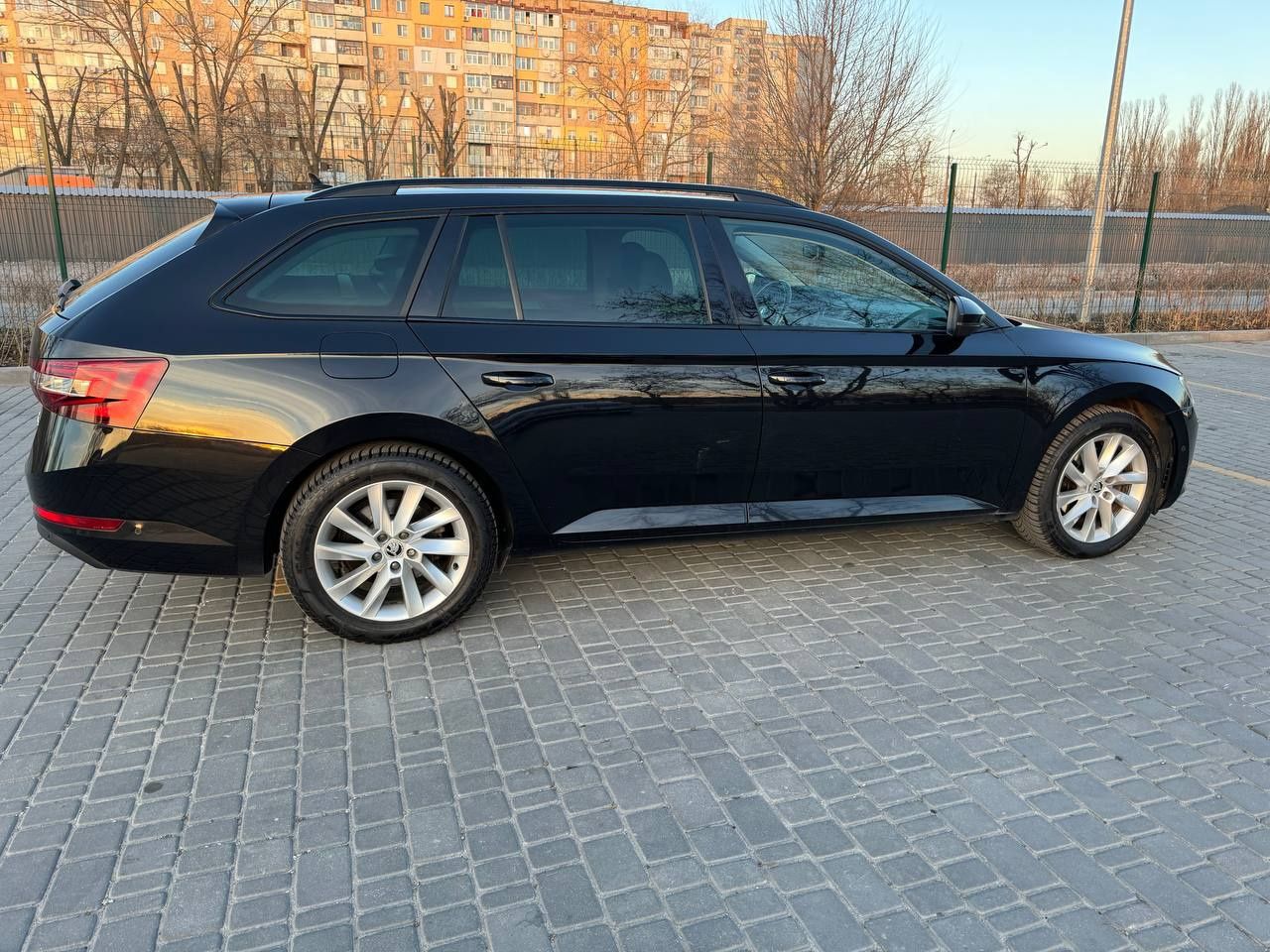 Продам skoda superb