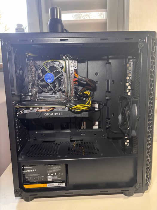 Komputer gamingowy i5-9400F + GTX 1660 Super + 32GB RAM