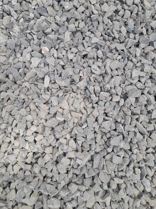 Щебінь різних фракцій,пісок камінь бут.