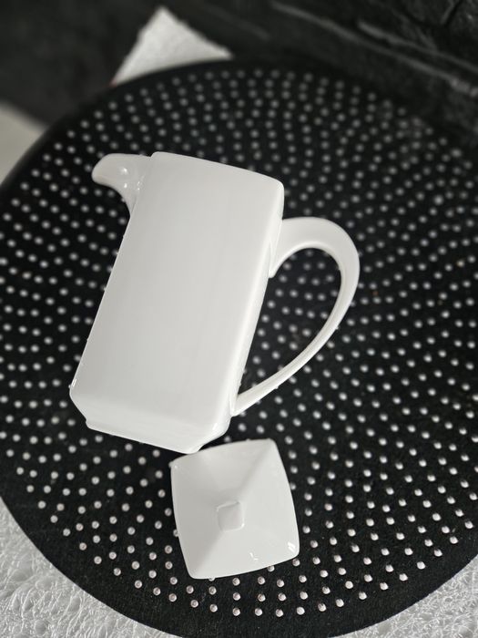 Dzbanek porcelana do kawy itp mlecznik
