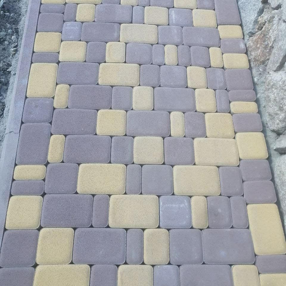 Укладка тротуарної плитки