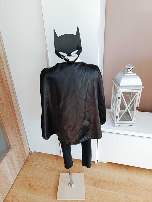 NOWY H&M strój karnawałowy BATMAN BATMANA przebranie 98/104 339