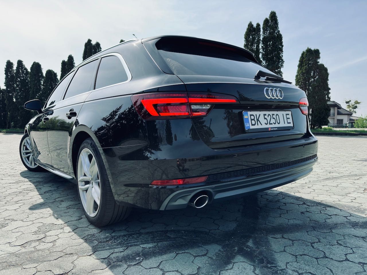 Audi A4 2.0 TDI S-tronic 2017 S-line