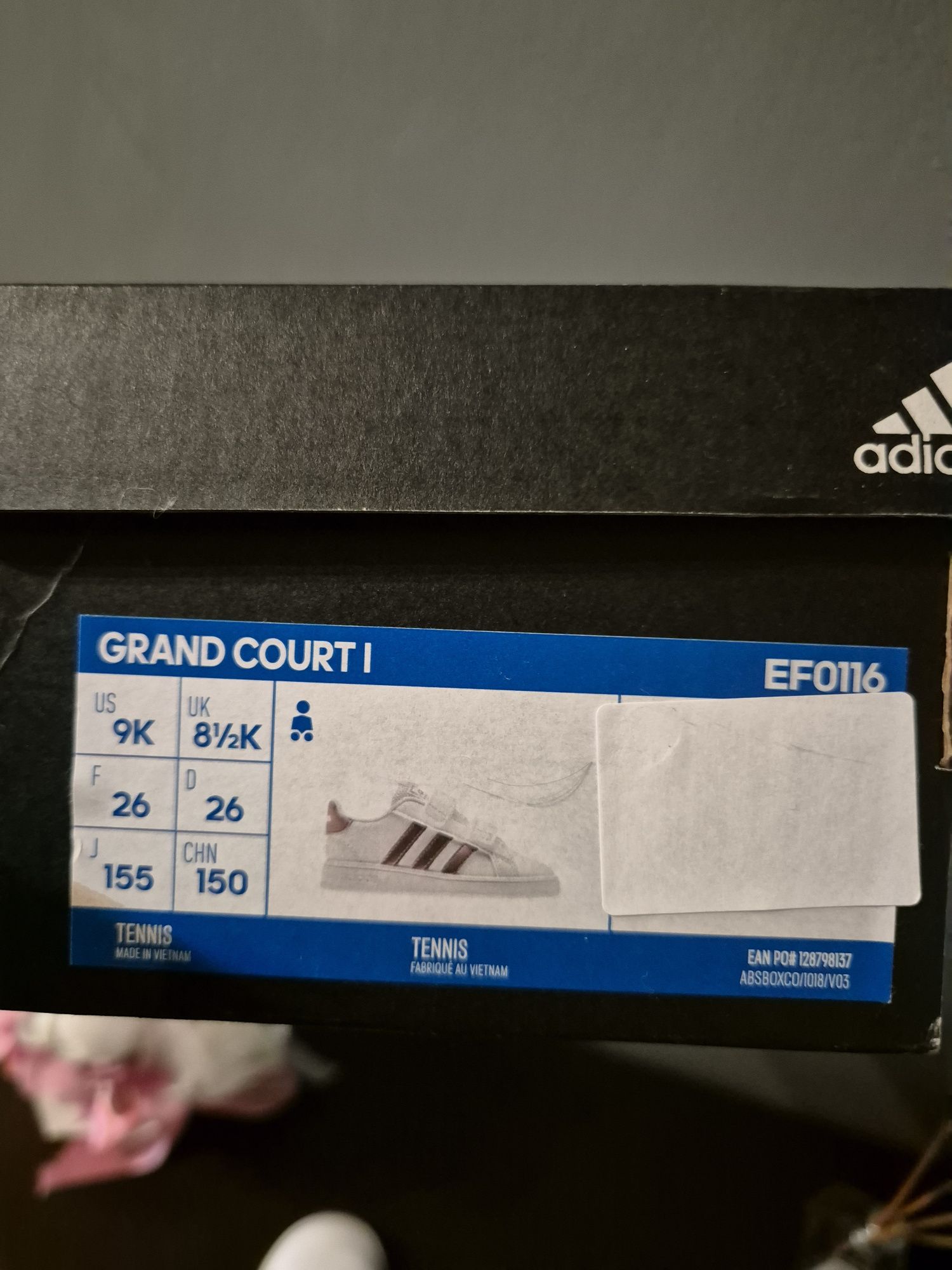 Adidasy dziewczęce 26
