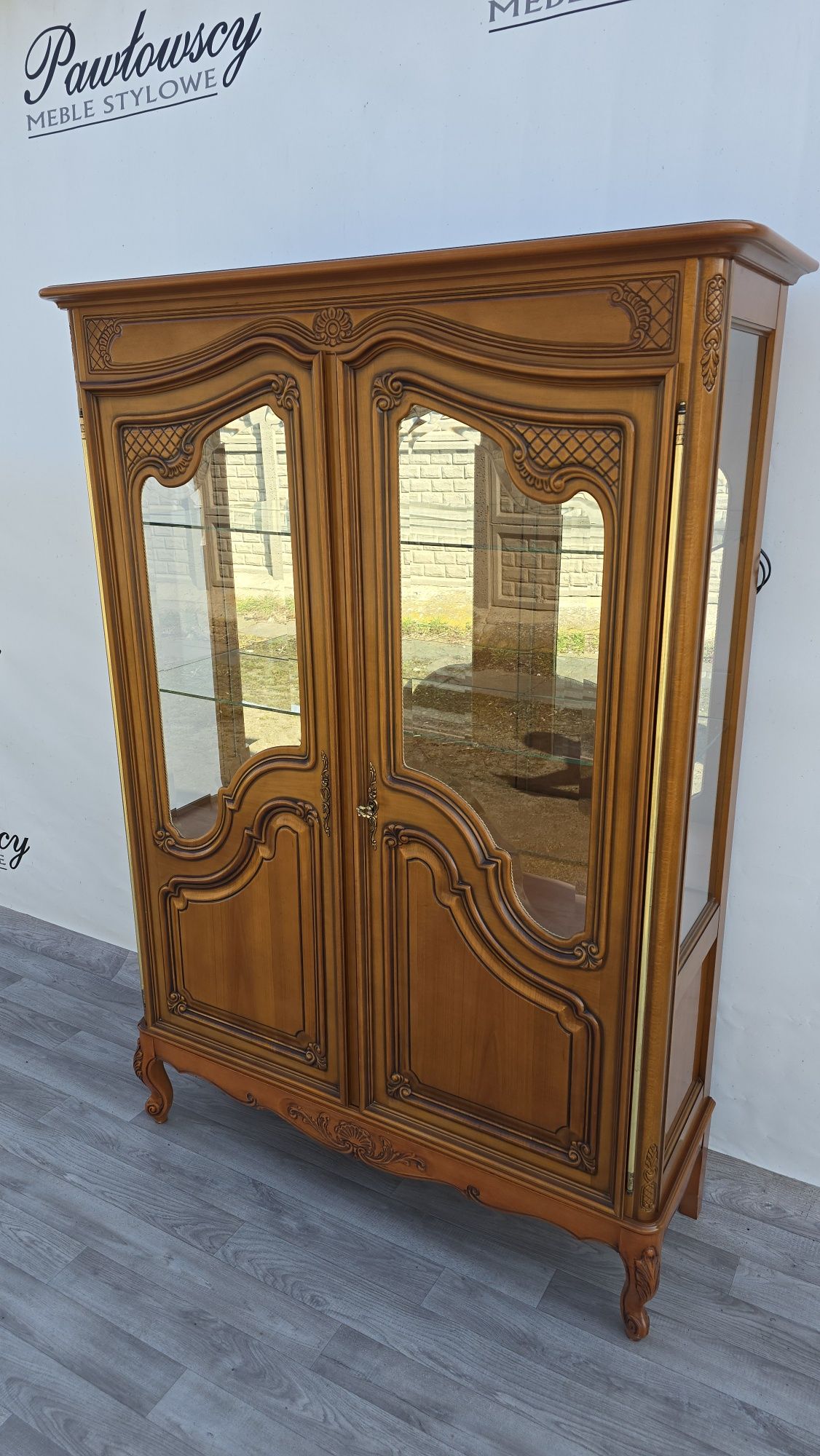 Witryna stylowa Chippendale Serwantka