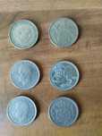 Moedas de 1 e 5 pesetas