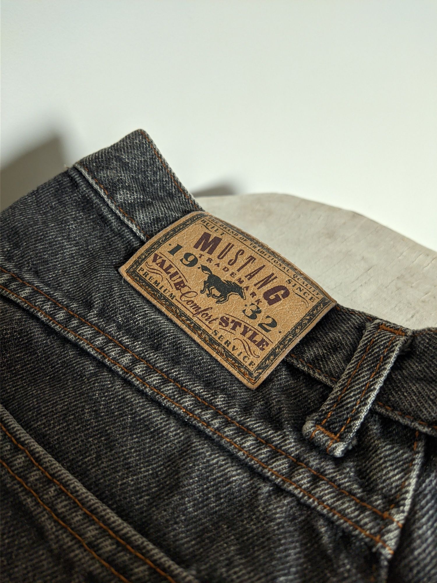 MUSTANG Premium Czarne Jeansy dżinsy jeans Spodnie JAK NOWE! R. 30/32