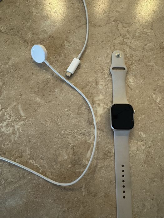 iWatch SE używany