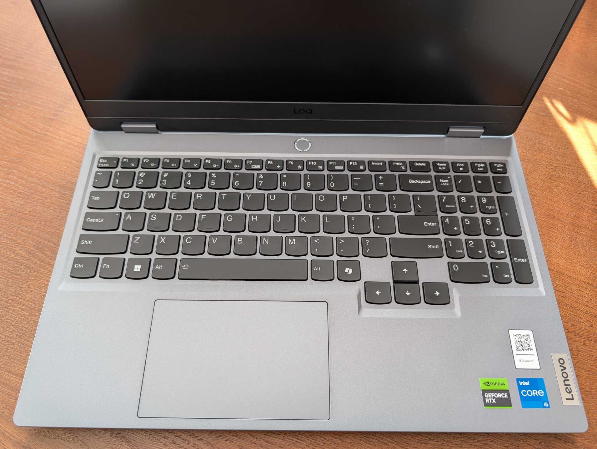 Lenovo LOQ 15IAX9 i5-12450HX/16GB/512SSD/RTX3050/144 Hz/W11/GW 12.2027