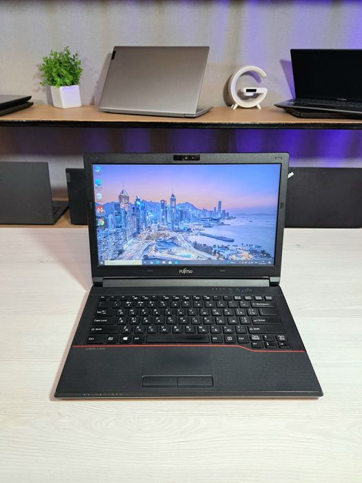 Ноутбук Fujitsu E544/i5-4210M/8 Gb/SSD 128 Gb/Intel HD 4600 до 2 Gb