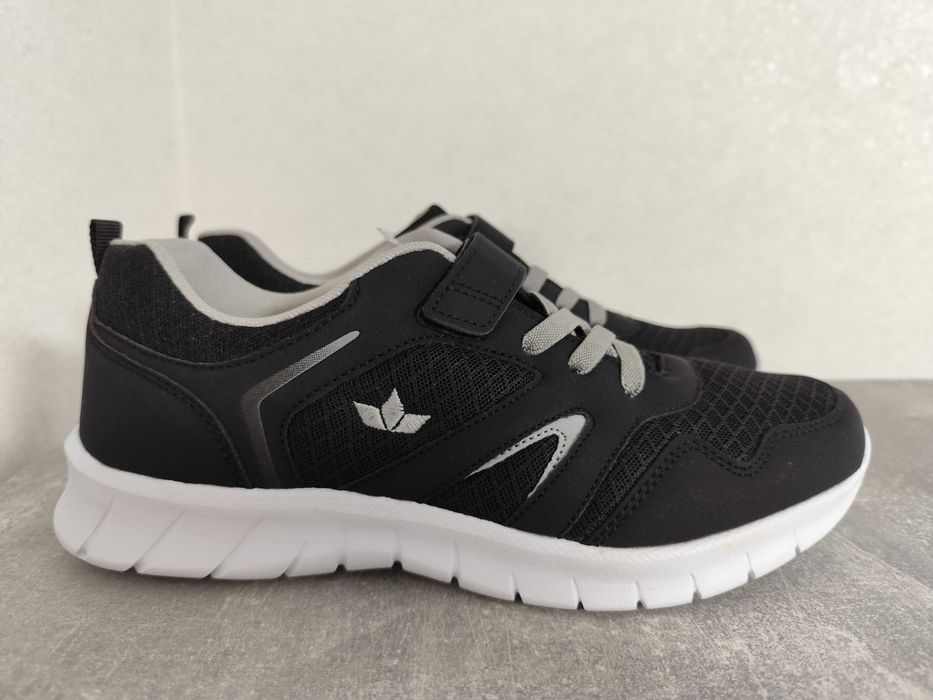 Кросівки літні Lico Skin