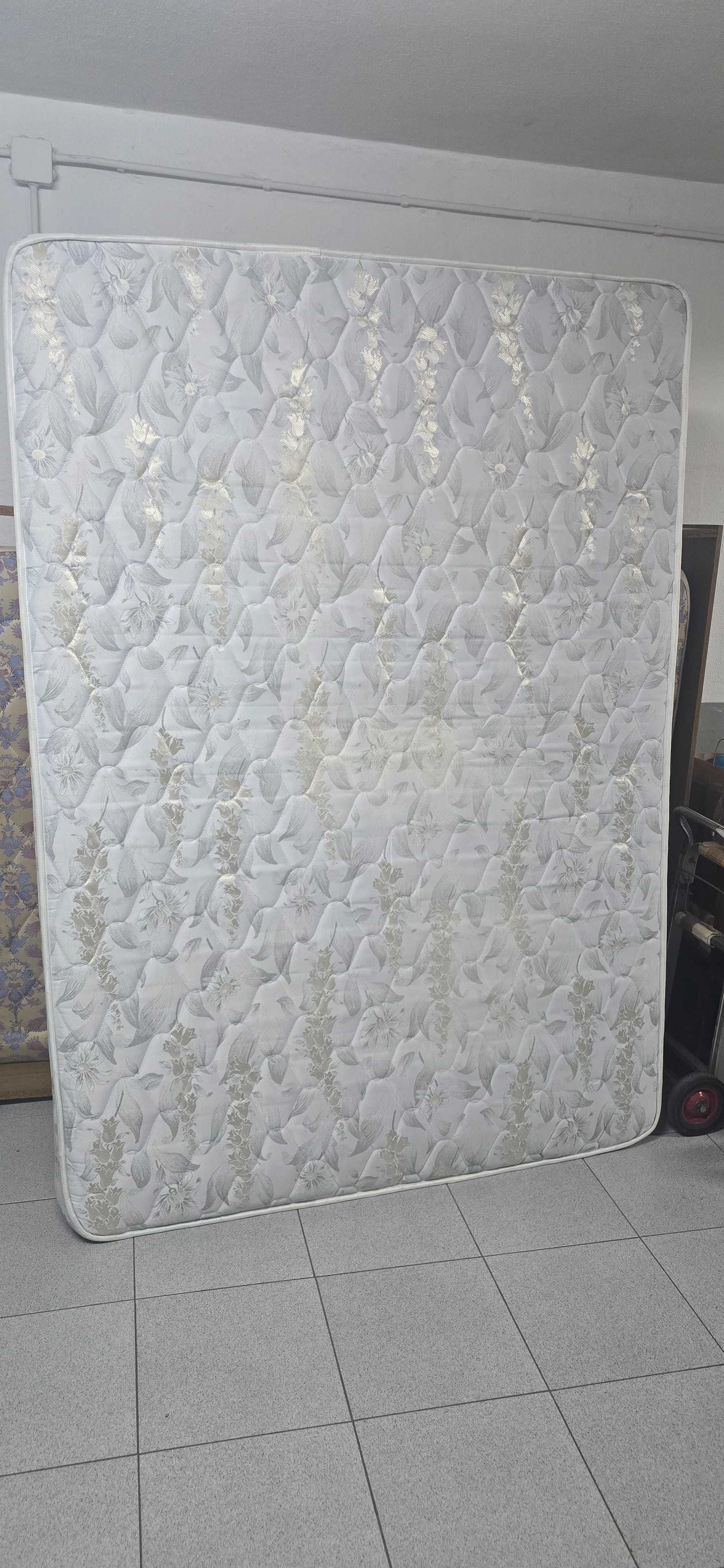 Colchão Pikolin 190x135cms