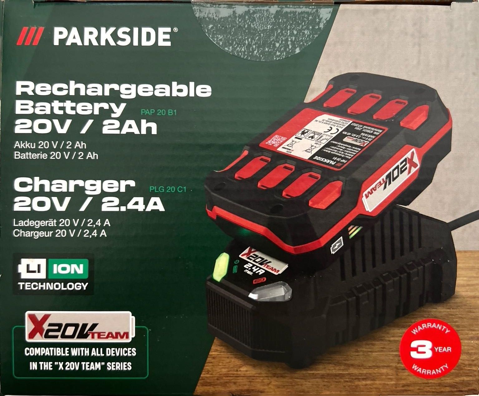 Зарядное устройство PARKSIDE 20 V с акб 2 Ач,  дата  04.2024 год
