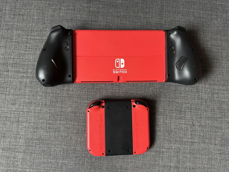 Nintendo switch OLED + 2 gry gwarancja  MEGA ZESTAW