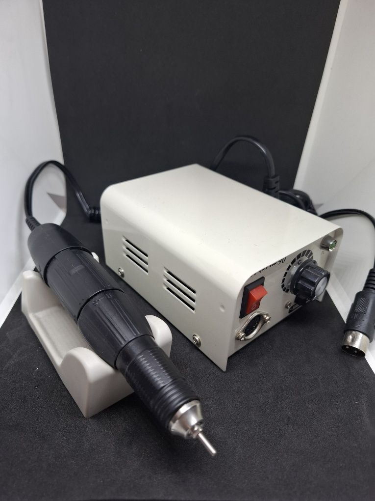 Фрезер для манікюру та педикюру Strong 90 102L 65W/35000
