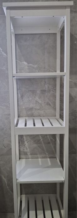 Armario e casa de banho