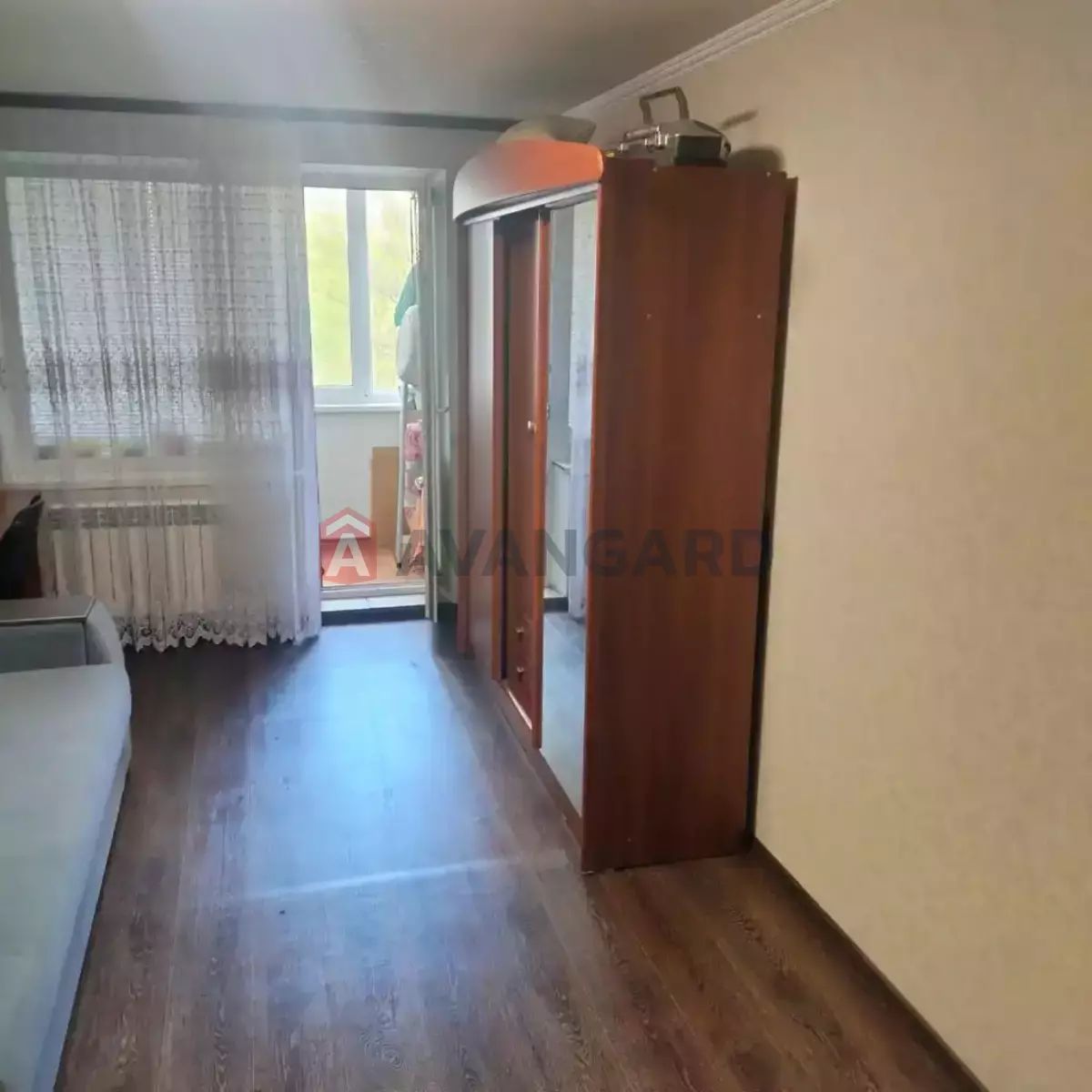 Продам 3 ком кв 70 кв м Караван Левобережны