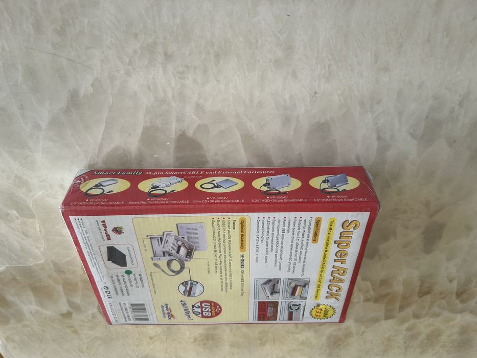 Карманы для жестких дисков.