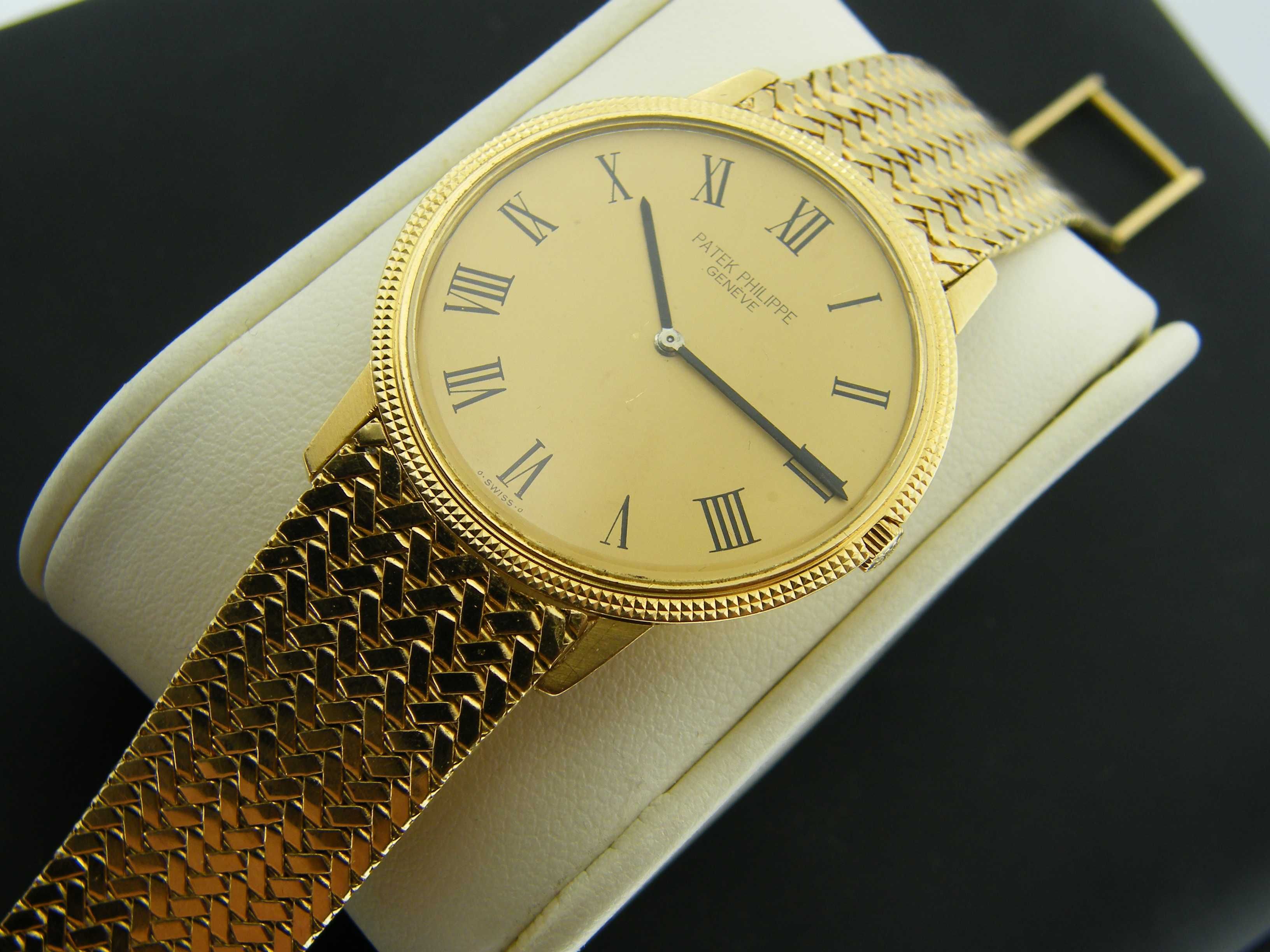 Patek Philippe Calatrava na Bransolecie w 18k Złocie Pr.0750 ref: 3590