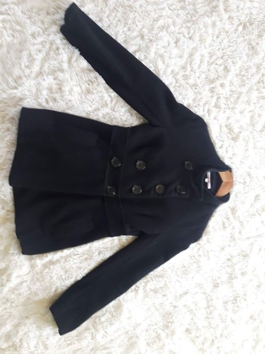 Czarny płaszcz tally weijl