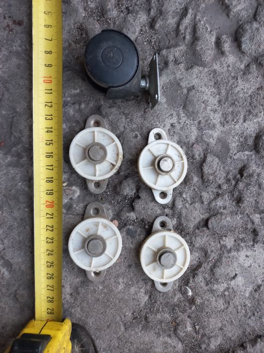 Колёсики от кресла дивана