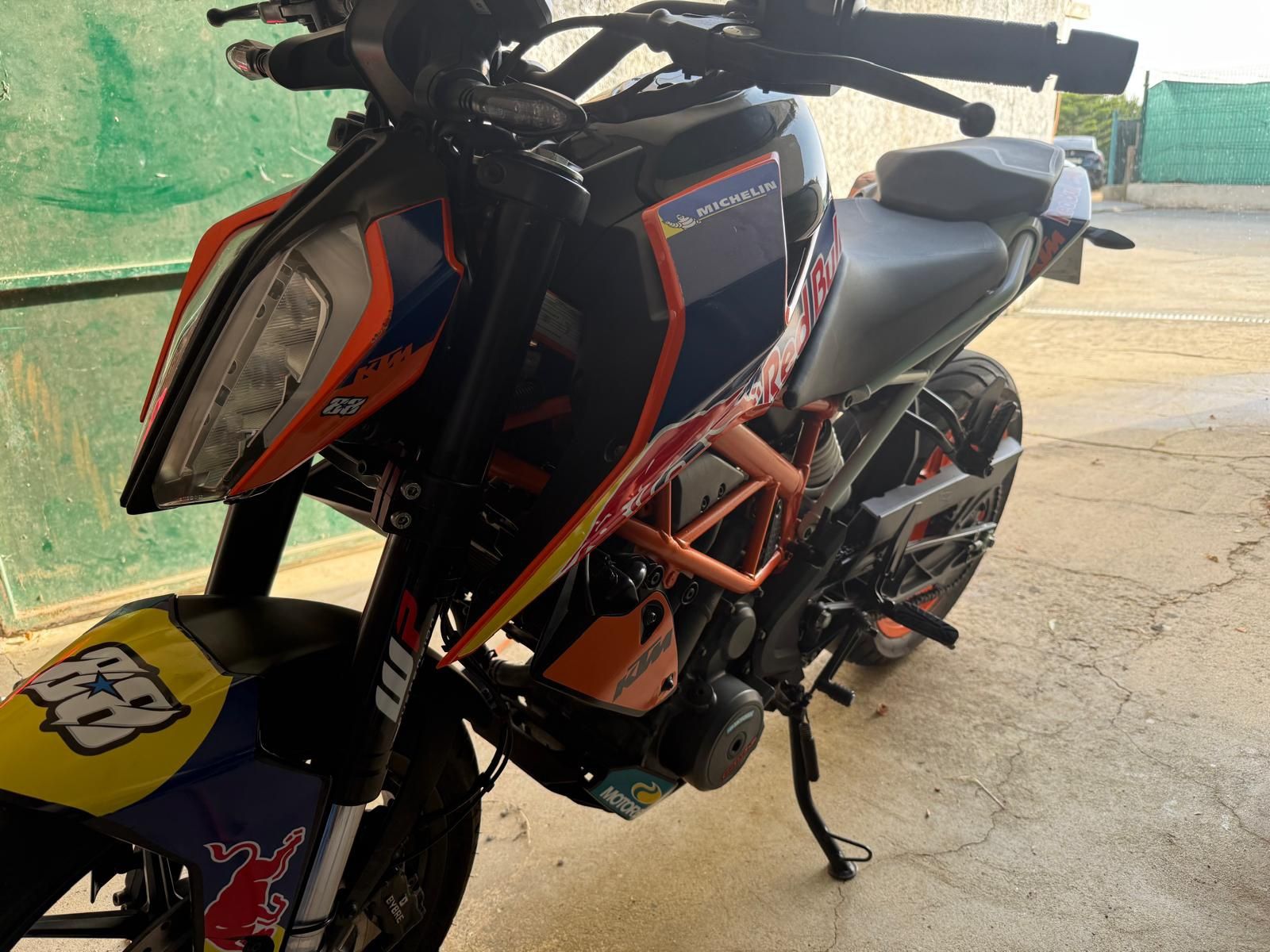 Ktm  duke 390 cc
