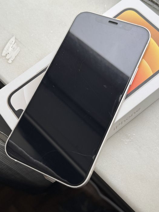 Iphone 12 - 128GB BRANCO