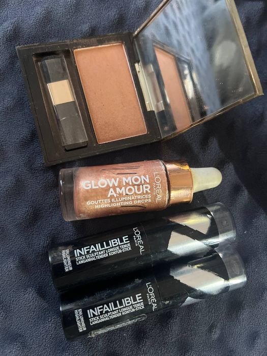 Помада пудра блеск