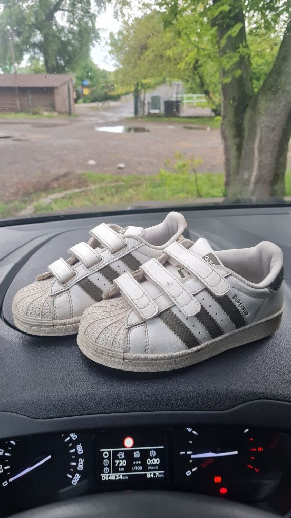 Adidas Superstar r 28 1/2