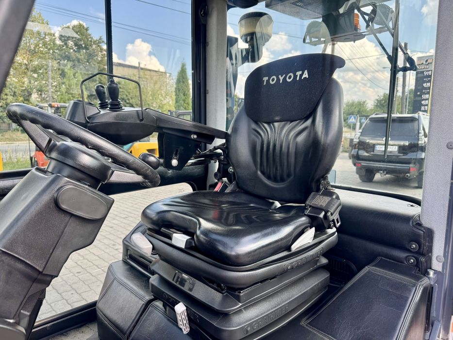 Навантажувач Toyota 8FDJ35F 2016р погрузчик