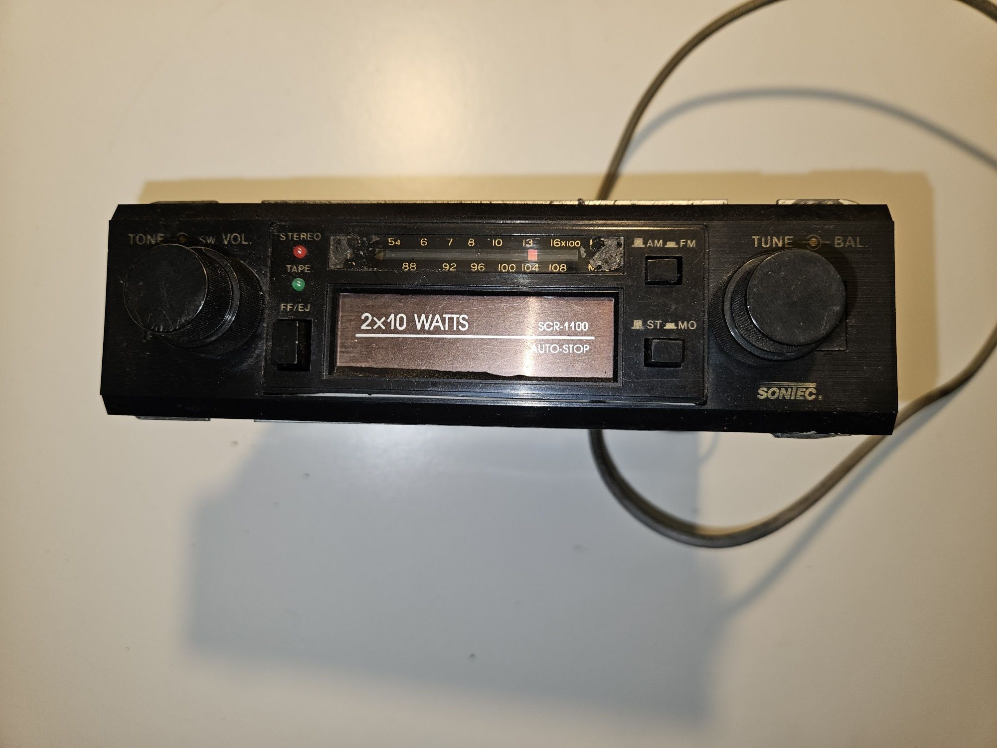 Auto radio Sontec