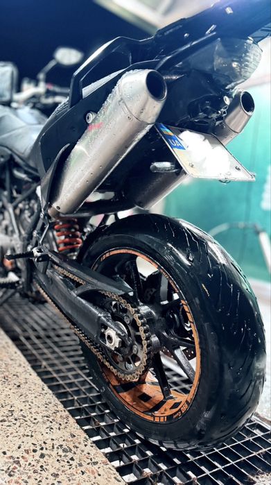 Мотоцикл KTM 990 SMT На Дoкумeнтax