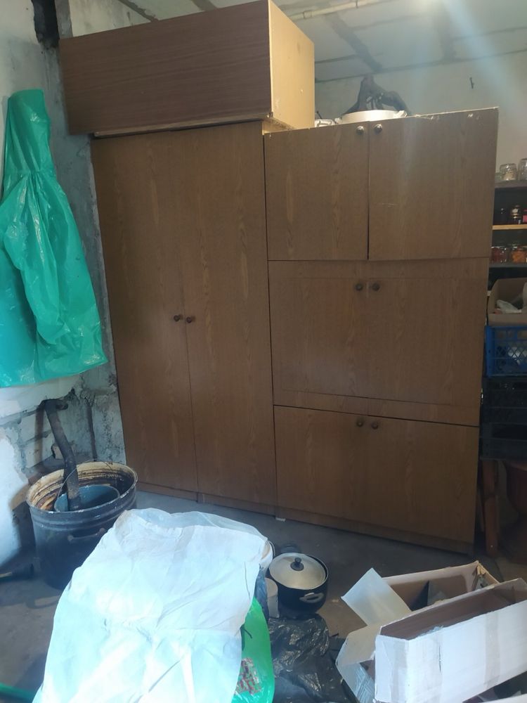 Продам Шкаф в прихожую