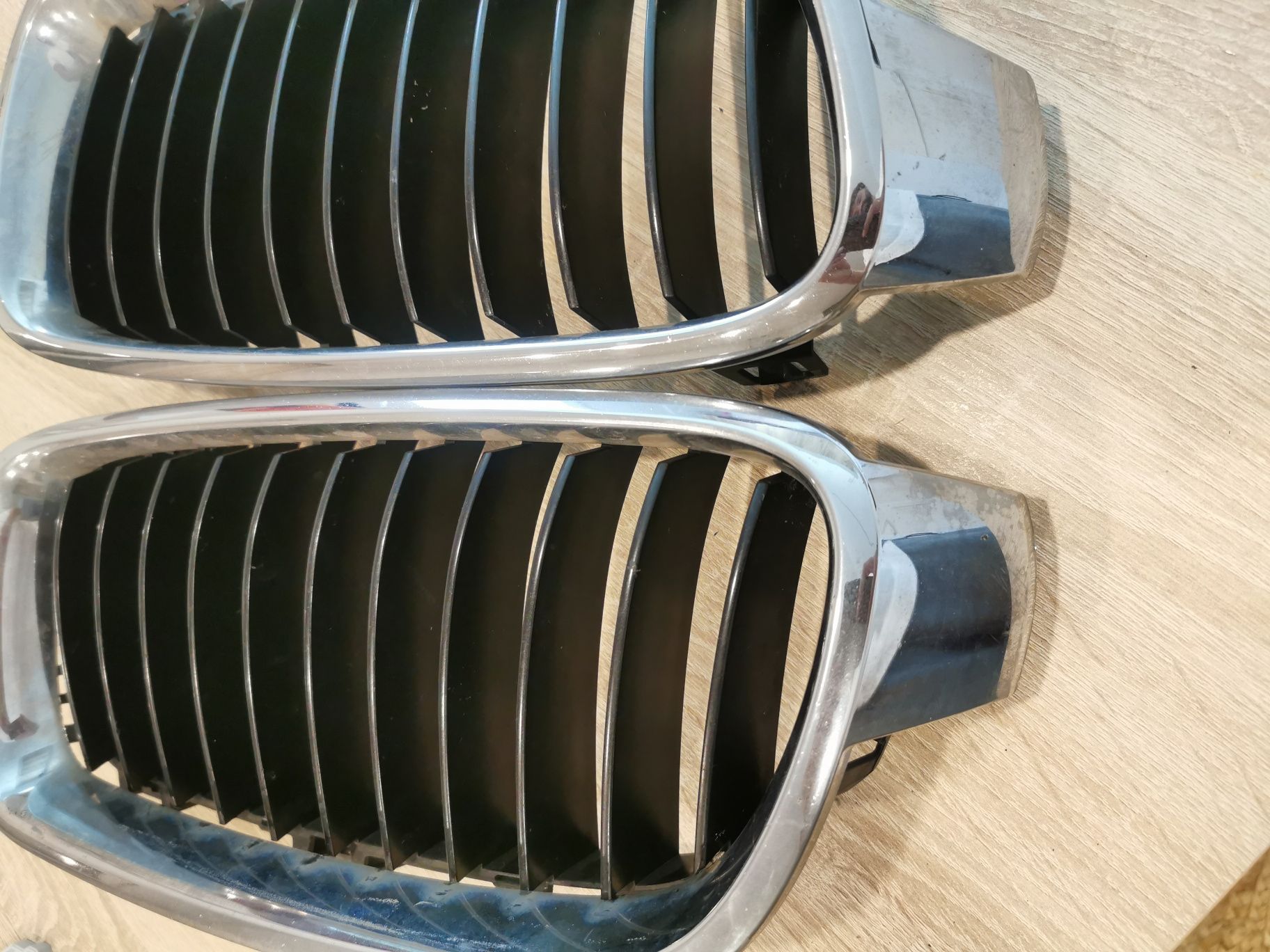 Grelhas originais bmw