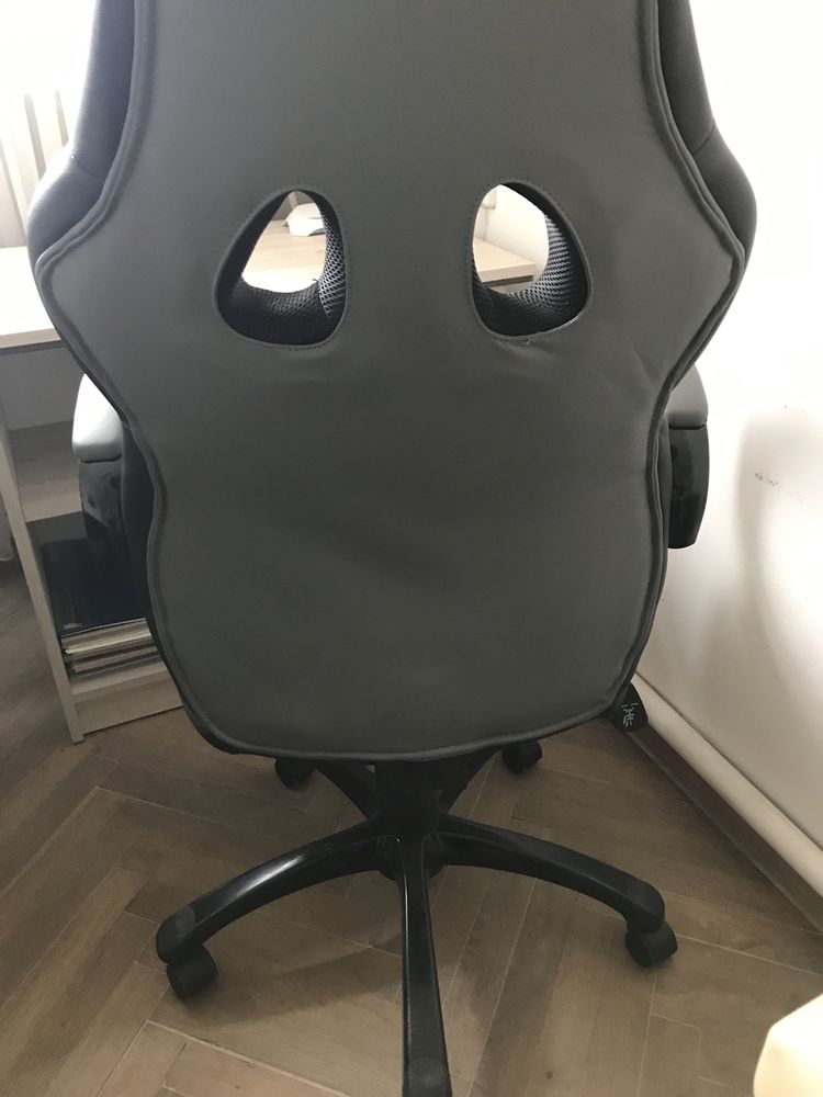Геймерське офісне крісло