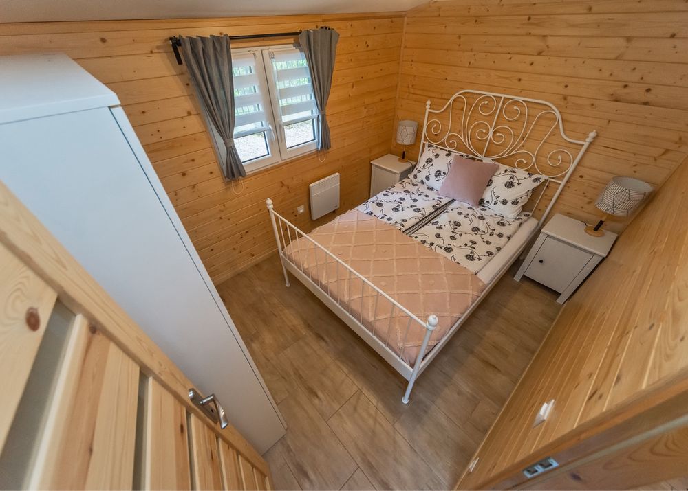 Domek z jacuzzi na wyłączność .Domek w górach , nad jeziorem - Beskidy