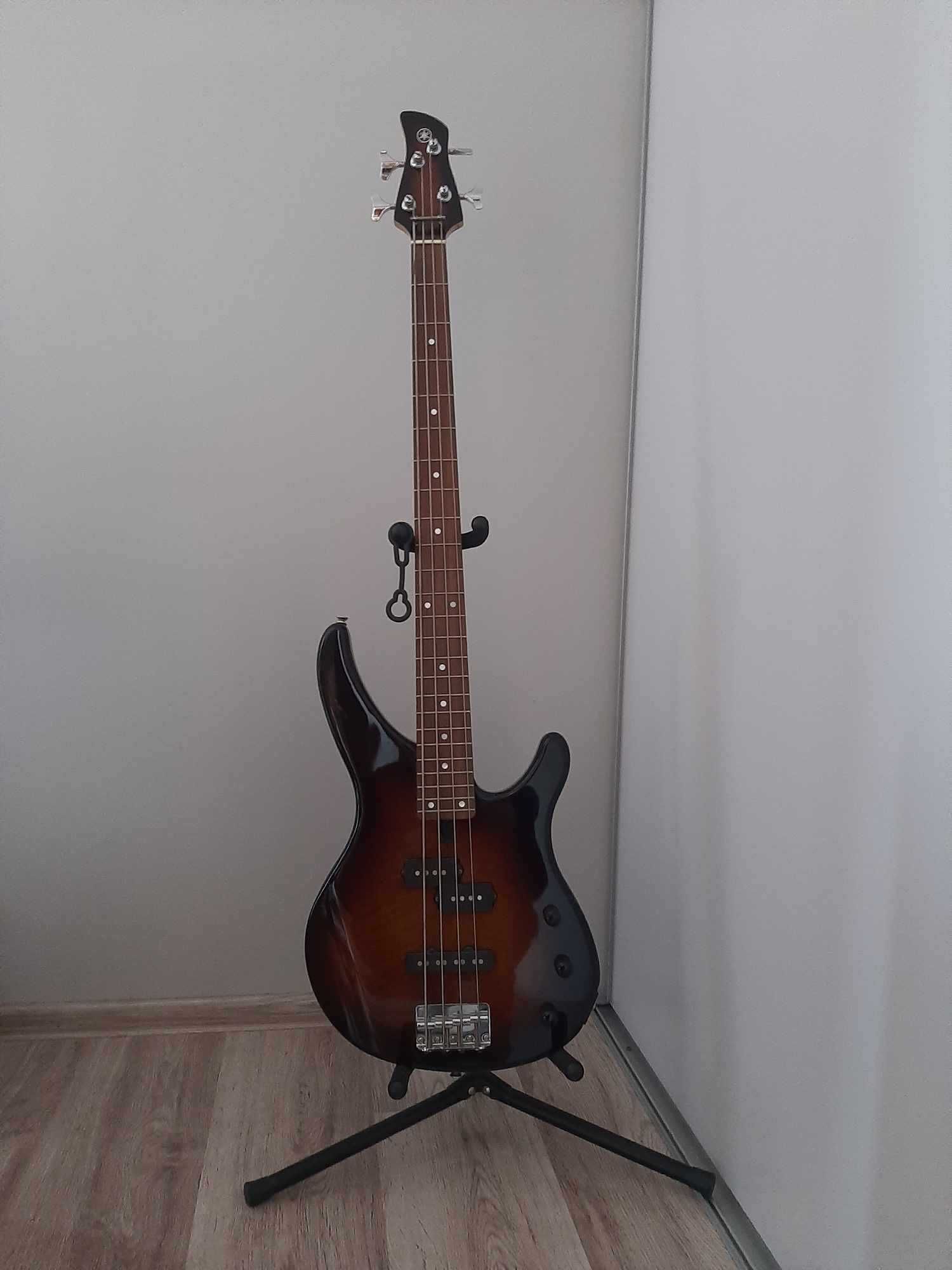 Yamaha TRBX 174 EW TBS
gitara basowa