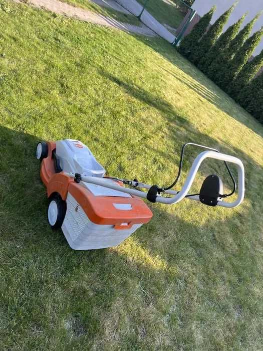 Kosiarka Stihl (dwa akumulatory) - wynajem z dowozem 24h/7