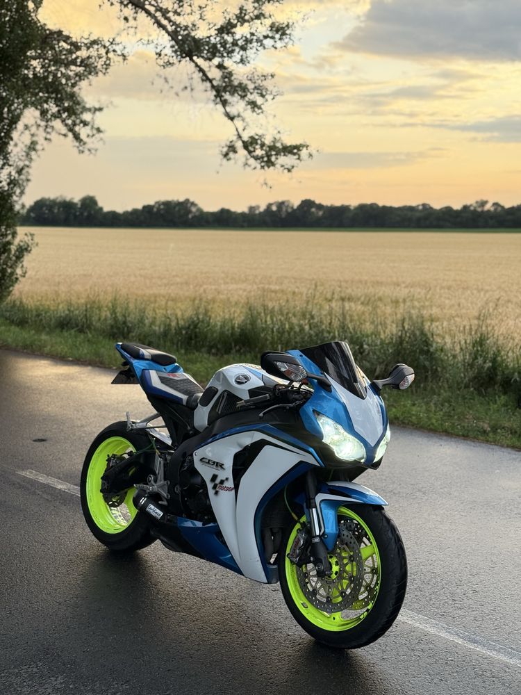 Продам Honba CBR1000RR Fireblade 2008г