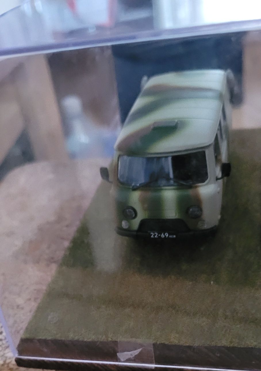 Model UAZ  3909 w skali 1:43