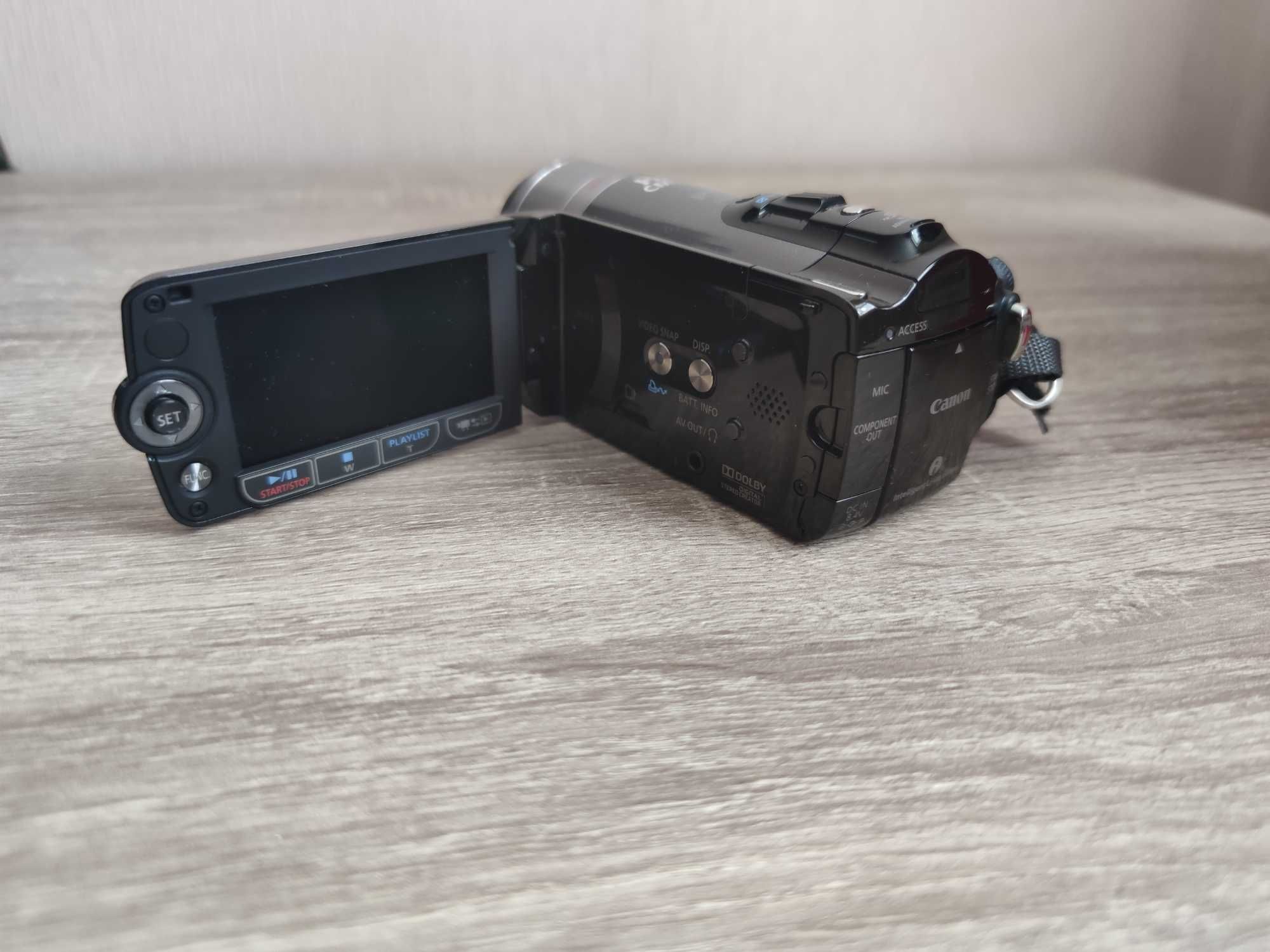 Камера Canon Legria HF200