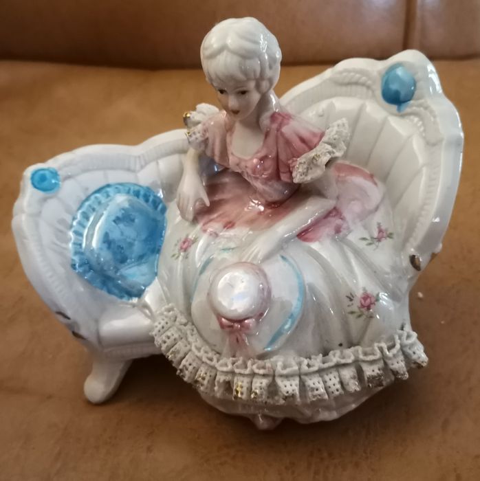 Peças de decoração diversa / cinzeiro / guarda jóias