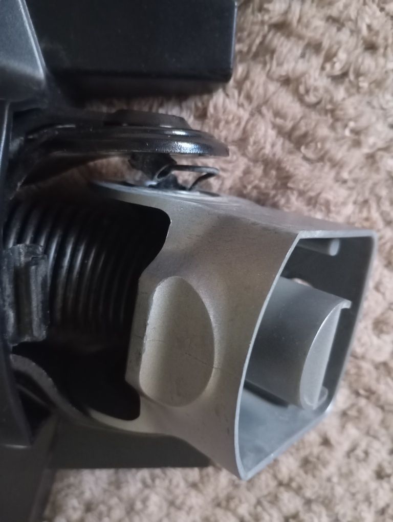 Пылесос BOSCH flexxo serie 4