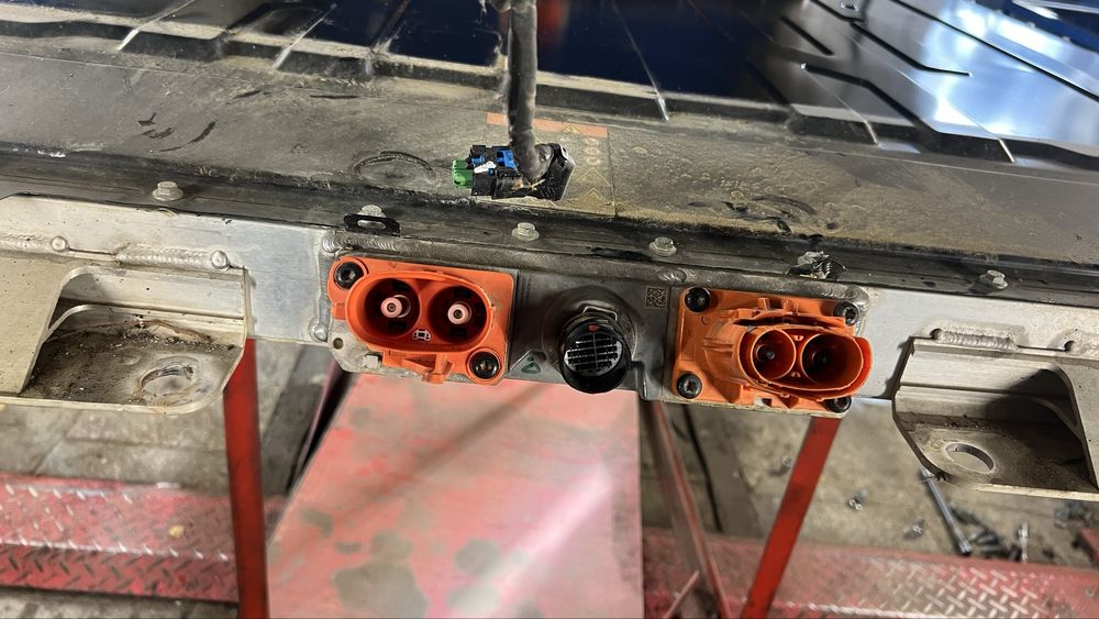 Ремонт батарей електромобілів